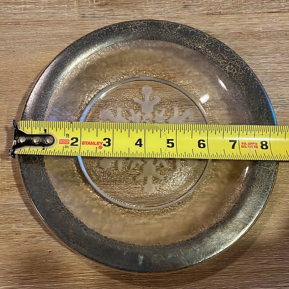 Snowflake Plate - Picture 3 of 5
